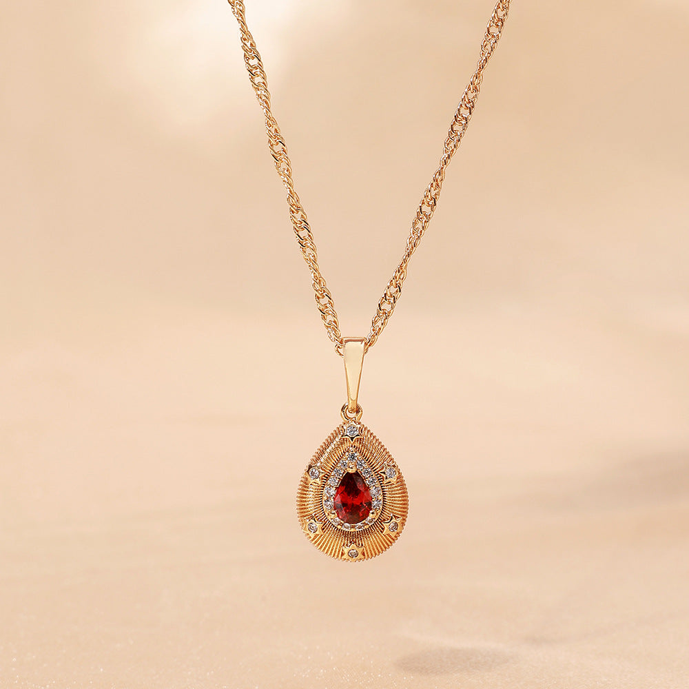 The Light of Isis Jewelry Set