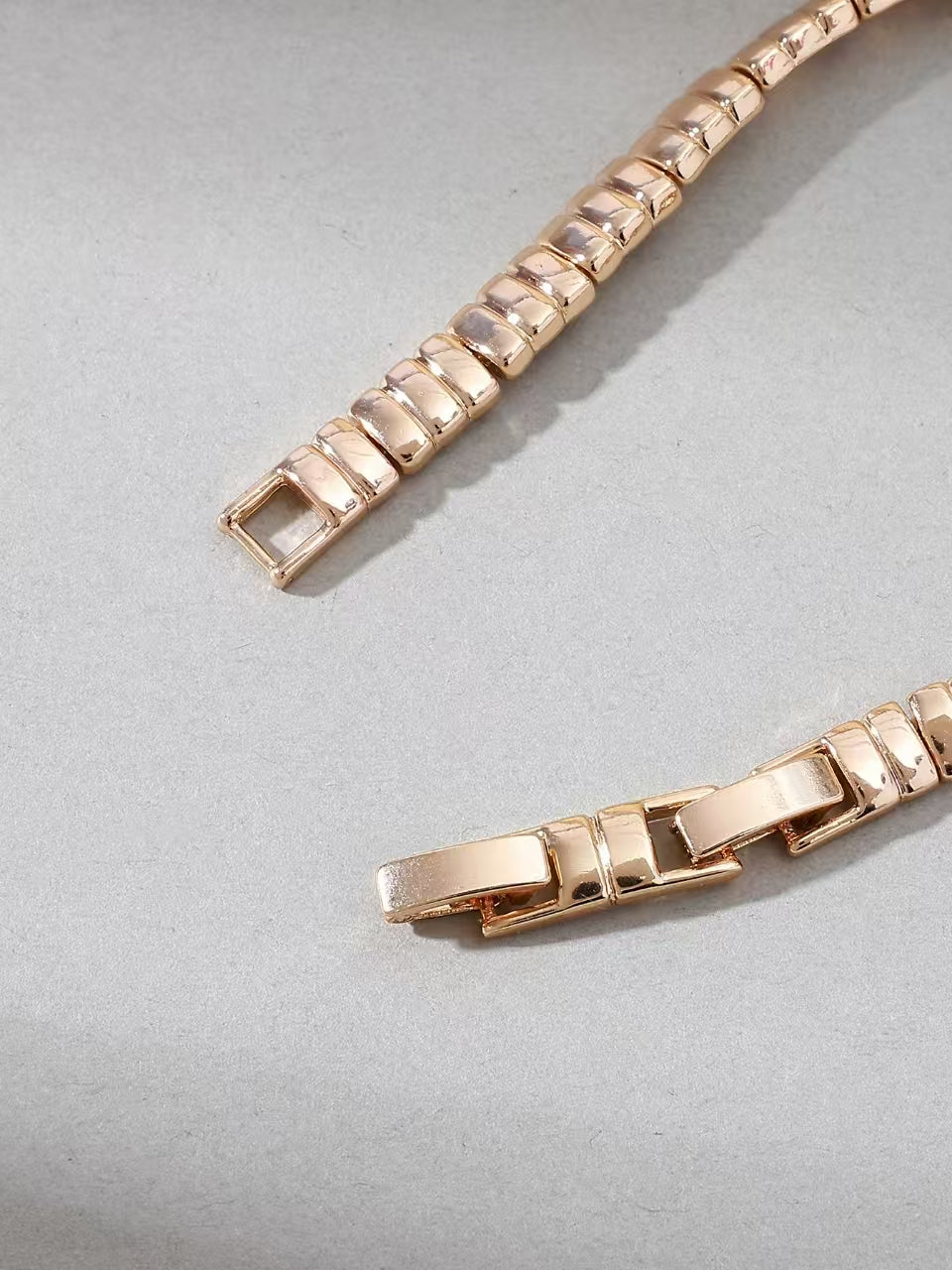 Golden Sparkling Square Bracelet