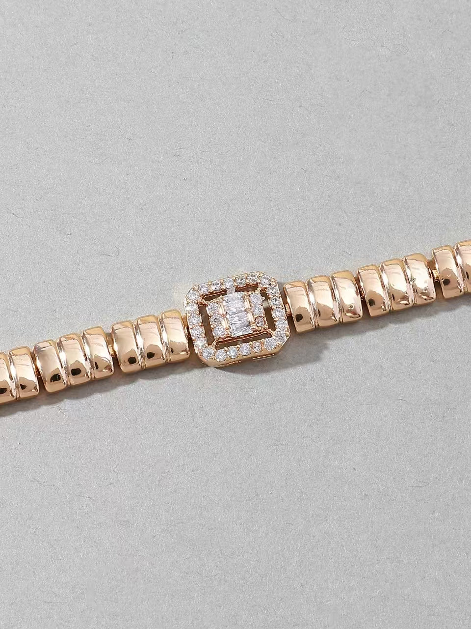 Golden Sparkling Square Bracelet